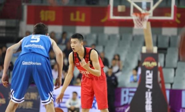 公赢网配资 中国U16男篮晋级亚洲杯八强 逆转韩国锁定头名